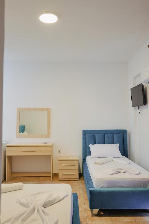 Mema Rooms Himare Exterior foto