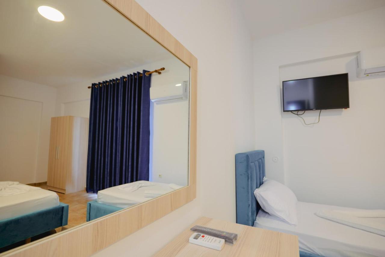 Mema Rooms Himare Exterior foto