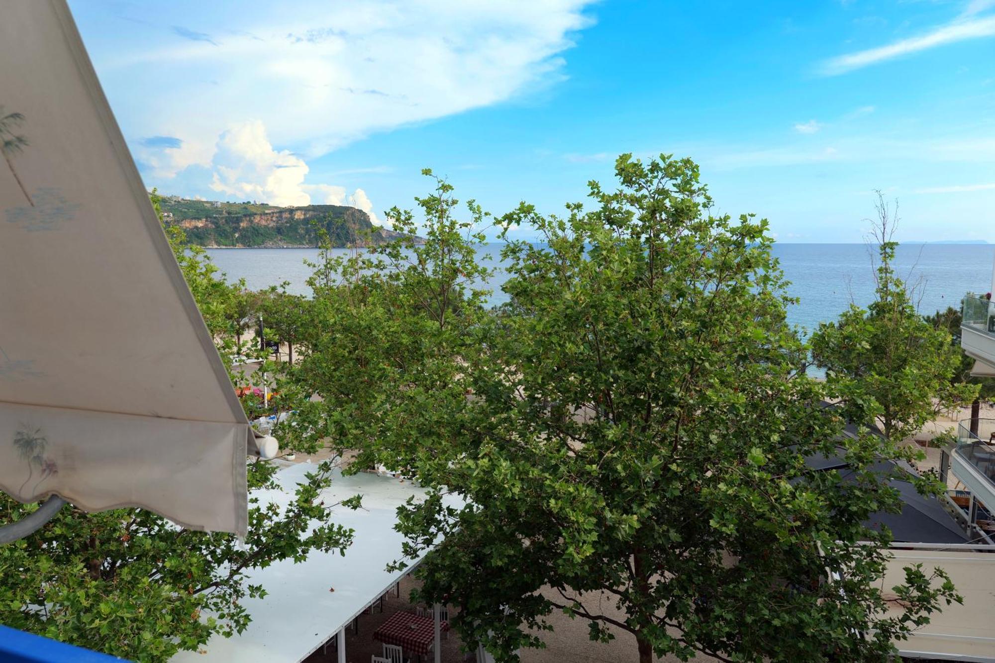 Mema Rooms Himare Exterior foto